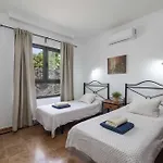 Villa Faroles